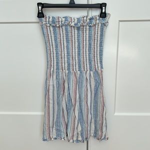 Woman’s small strapless spring/summer dress.